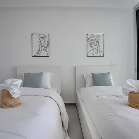 Carisa Elysium * Larnaca