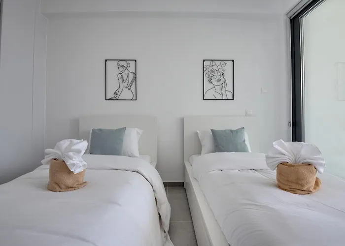 Carisa Elysium * Larnaca