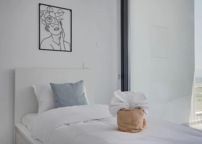 Carisa Elysium Apartment