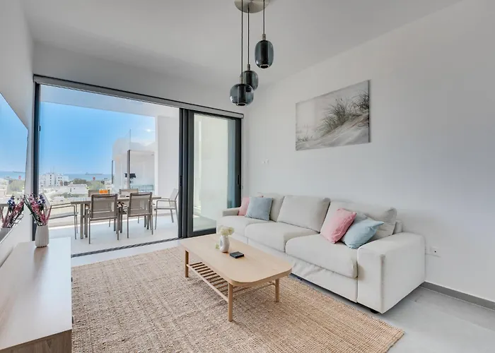 Carisa Elysium Apartment